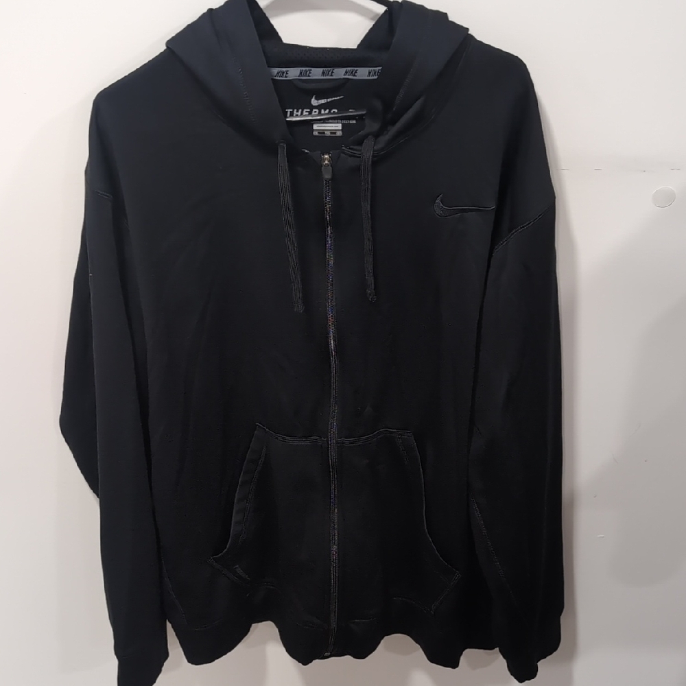 Nike Men's Black Hooded Zip-Up Sweater ThermaFit